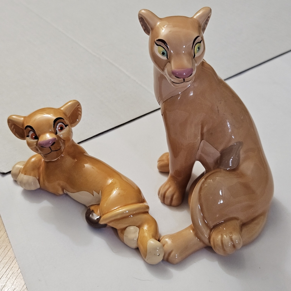 Disney Vintage The Lion King Porcelain Figurine Set - Nala And Simba. Like New.